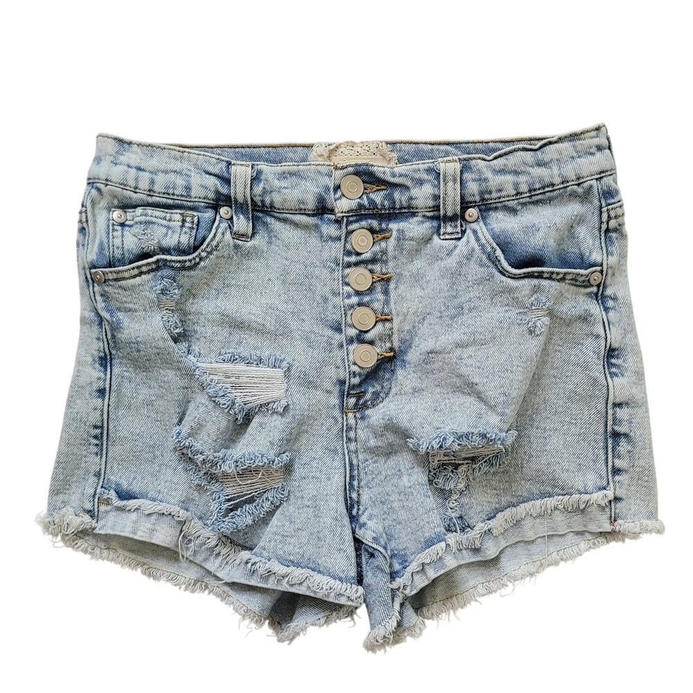 Altar'd State	Size	28/7 Light Wash Distressed Jean‎ Shorts Button Fly 3" Inseam